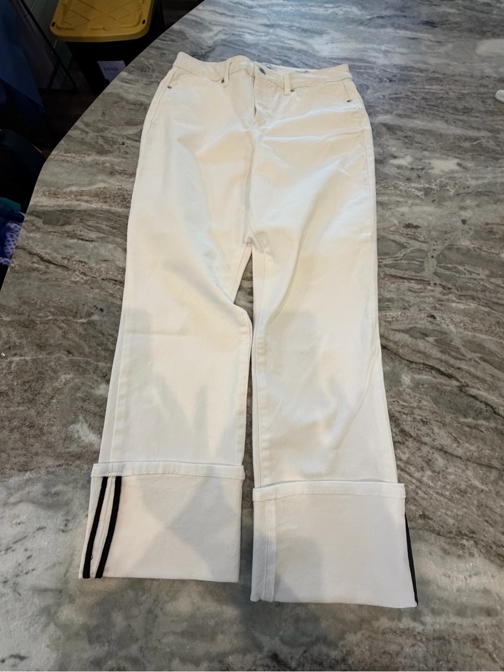 Sofia Vergara White Straight Leg Jeans Size 8 Cuffed Stripe Hem Veronica
